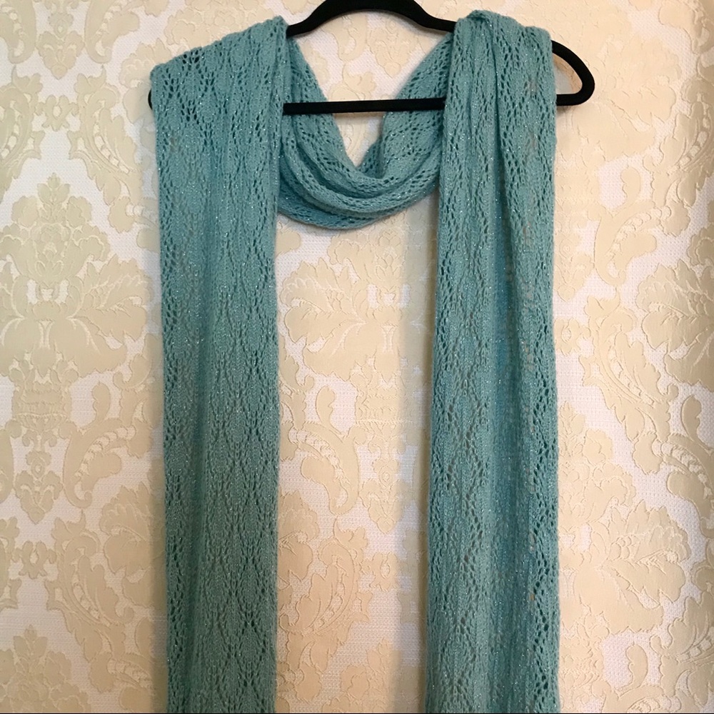 Pretty knit scarf - pastel aqua color - Picture 4 of 5